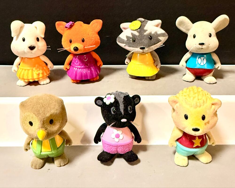 Li'l Woodzeez Bobbleez Collection Set 1; 7 figures